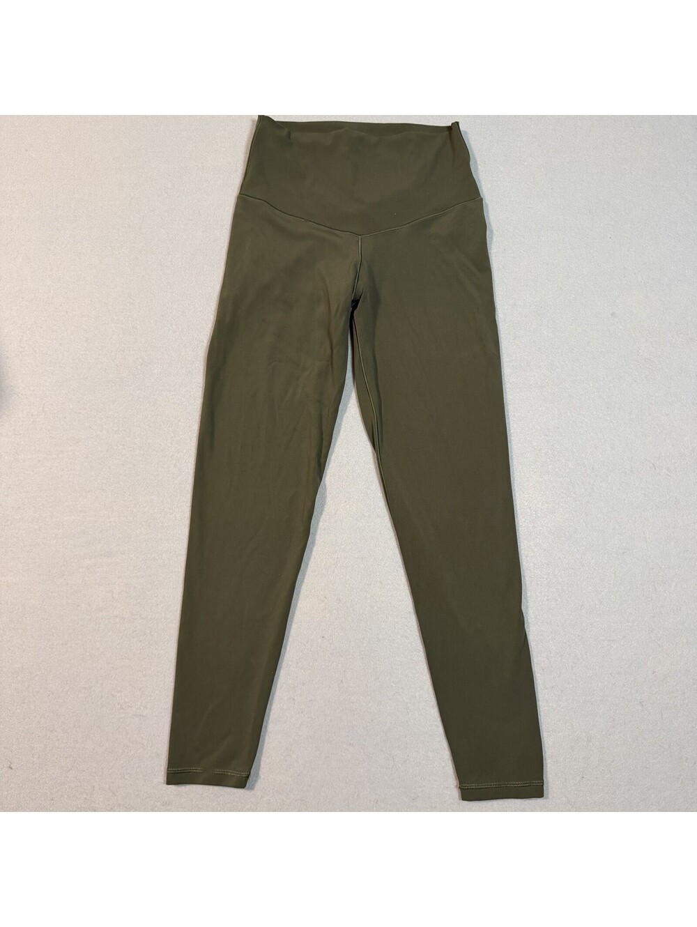 Offline by Aerie Real Me Hi-Rise 7/8 Legging Khaki Green Women's Medium Yoga